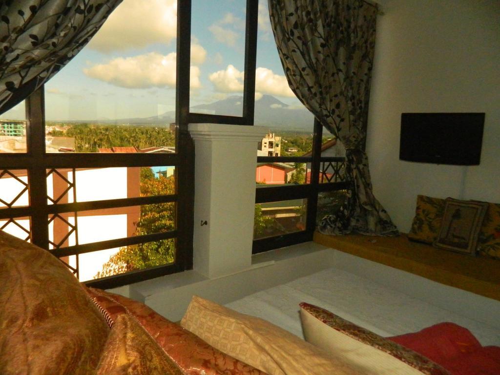 The Saint Joseph Residential Suites Lucena Room photo